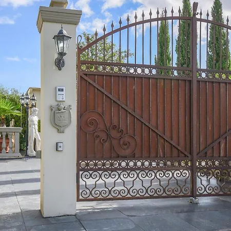 Prato Apartment Fucecchio