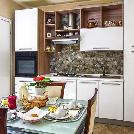Prato Apartment *
