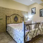 Prato Διαμέρισμα *